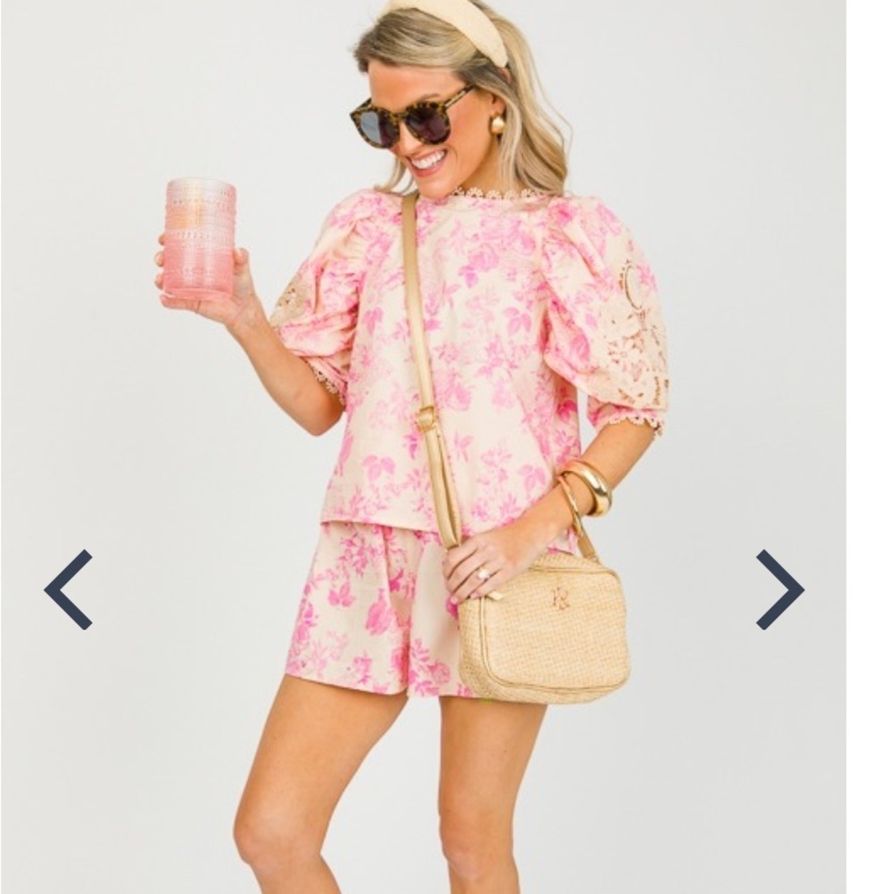 Thalia Laced In Floral Top NWOT revolve summer blouse casual preppy pink $99